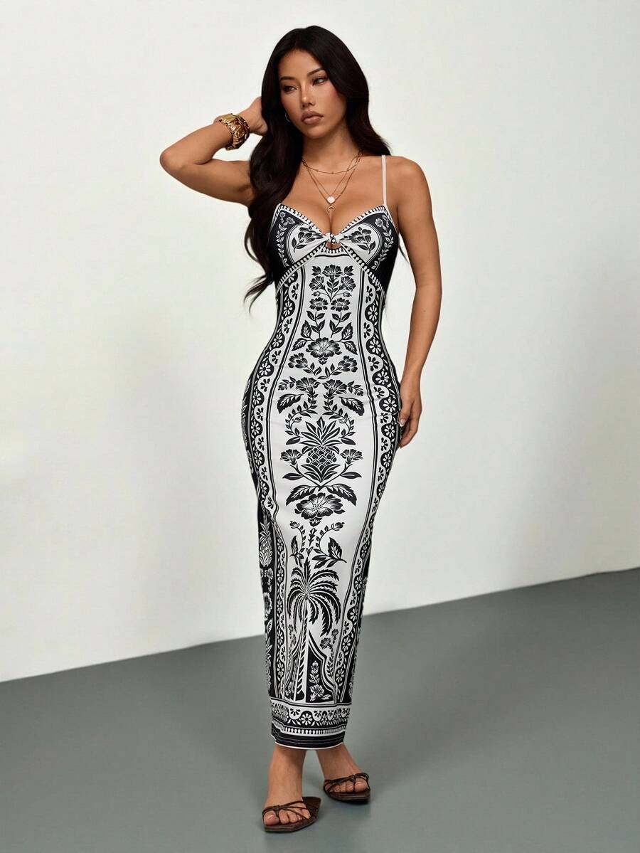 SHEIN PETITE Đầm dài mùa hè dành cho nữ, phong cách boho nhiệt đới, họa tiết hoa, dây mảnh, kiểu dáng thoải mái, chất liệu dệt kim, thích hợp cho kỳ nghỉ.