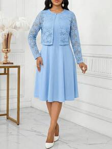 SHEIN Lady Conjunto de 2 piezas para mujer talla grande con top de encaje azul claro elegante y vestido sin mangas, ropa para invitada de boda de verano, cumpleaños, evento, oficina, iglesia y festival - Azul - Ver 3