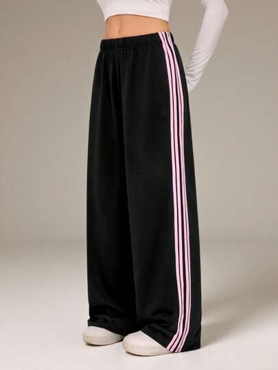 SHEIN Tall CURVE Plus Size Women High Waist Black Knit Wide Leg Casual Sweatpants, Comfortable Loose Fit Sports Pants, Versatile Casual,Suitable For Occasions Such As Summer, Spring, Valentine's Day, Carnival, Beach, Vacation, Leisure, Parties, Weddings, Etc., Elegant And Fashionable, Summer Outfits For Women, Festival Outfits,King's Day,Mother's Day,Country Concert Outfit, Graduation, Summer Outfit, Women's Sweatpants, Office Attire For Women, Work, Black Pants