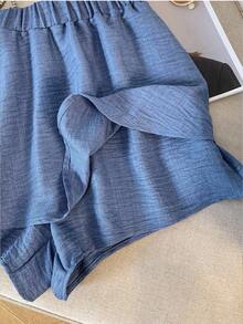 GlowEve CURVE Plus Size Solid Color Denim Effect Tube Top & Shorts 2-Piece Set - Blue - View 3