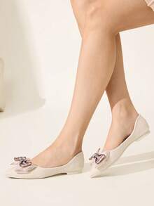 CUCCOO CHICEST Pointed Flat Bottom Comfortable And Fashionable Versatile Fairy Rhinestone Bow Soft Sole Beige Low Vamp Flat Shoes - Beige - View 4
