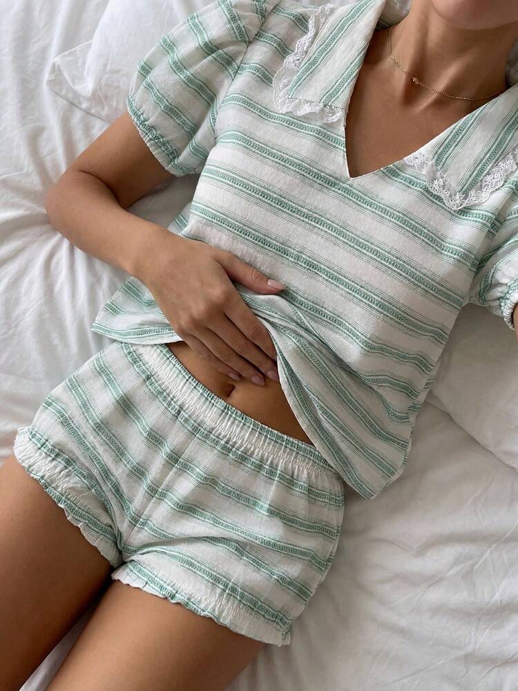 Women's Sweet Striped Petal Sleeve Lace Patchwork Short Sleeve Shorts Pajama Set, Summer