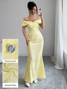 Modelyn Bộ gồm áo croptop trễ vai thanh lịch và chân váy đuôi cá dành cho nữ. - Màu vàng - Xem 5