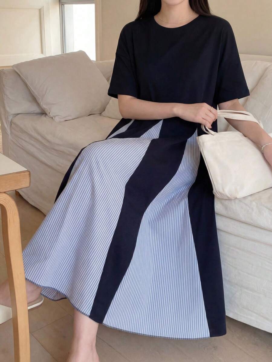 SHEIN 青少年女孩深藍色夏季休閒圓領短袖拼接條紋洋裝,寬鬆A字下擺晚餐派對度假洋裝 - 藍色 - 查看 1