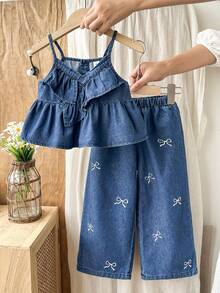Bộ 2 món cho bé gái mùa hè/xuân, chất liệu denim xanh đậm, kiểu dáng thường ngày, có dây đeo nhún bèo, ống rộng in hình bướm, cạp chun. - Màu xanh lam - Xem 6
