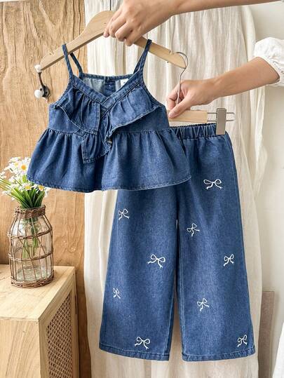 2件套女童春夏深牛仔蓝休闲学院风荷叶边吊带水洗牛仔套装，松紧腰蝴蝶印花阔腿裤