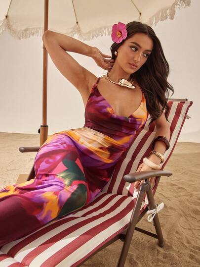 Silquee This Women's Halter-Neck Cover-Up With A Large Magenta Floral Print In Mesh Fabric, Paired With A Tie-Dye Floral Print Cover-Up, Is A Sexy And Elegant Choice For Spring And Summer Beach Vacations. It's Also A Perfect Option For Women's Summer Getaways And Casual Outings, Suitable For Relaxed Vacations And Summer Beach Trips.