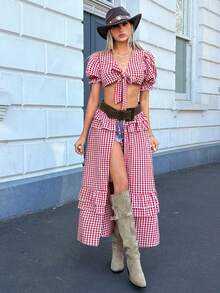 MainGRL Bộ đồ 2 mảnh dành cho nữ, áo crop top tay phồng kẻ caro đỏ trắng và chân váy mini xẻ cao xếp ly, thích hợp cho các lễ hội âm nhạc, kỳ nghỉ, tiệc tùng, hẹn hò vào mùa xuân và mùa hè. - Đỏ và trắng - Xem 1