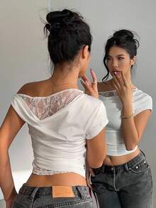 SHEIN PETITE CURVE 大码女式夏季露肩拼接宽松领蕾丝边不对称白色短袖T恤 - 白色 - 查看 2