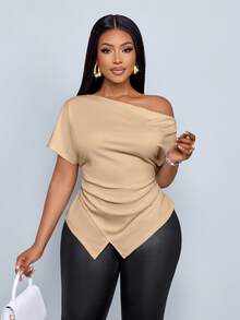 SOLERSUN Femmes T-shirt élégant à encolure asymétrique froncée et ourlet asymétrique - Nude - Voir 4
