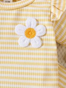 SHEIN 夏季新生女嬰兩件套：可愛藍白條紋花卉刺繡針織荷葉邊T恤長褲，適合拍照，舒適 - 黃色 - 查看 6