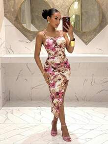 Slaydiva Mùa xuân mới, Lễ hội âm nhạc Xuân Hè, Ngày Valentine, Lễ Phục Sinh, Mùa cưới, Mùa lễ hội, Kỳ nghỉ biển, Thường ngày, Thanh lịch, Đi làm, Mặc hàng ngày, Trang phục công sở, Kỳ nghỉ, Tiệc tùng, Du thuyền, Tiệc tùng, Cơ bản, Hẹn hò hàng ngày, Dây đeo vai mỏng, Không dây, Xẻ tà cao đến đùi, Xếp ly bên hông, Màu xanh lá cây đậm, Váy in hoa hồng, Váy ôm, Váy dài ngang gối cho nữ -B - Nhiều màu - Xem 10