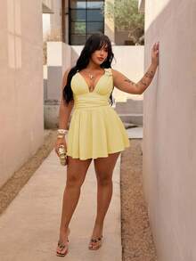 Rustia Plus Size Women's Waist Ruched Solid Color Shoulder Strap Design Elegant Dress - Pale Yellow - View 3