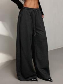 SHEIN PETITE 2025秋冬新款条纹运动裤，松紧腰，锥形裤腿，优雅都市风，适合万圣节、约会、派对、旅行、圣诞节、婚礼宾客、生日、商务休闲、办公室等场合，是秋季女装的理想之选。 - 灰色 - 查看 5