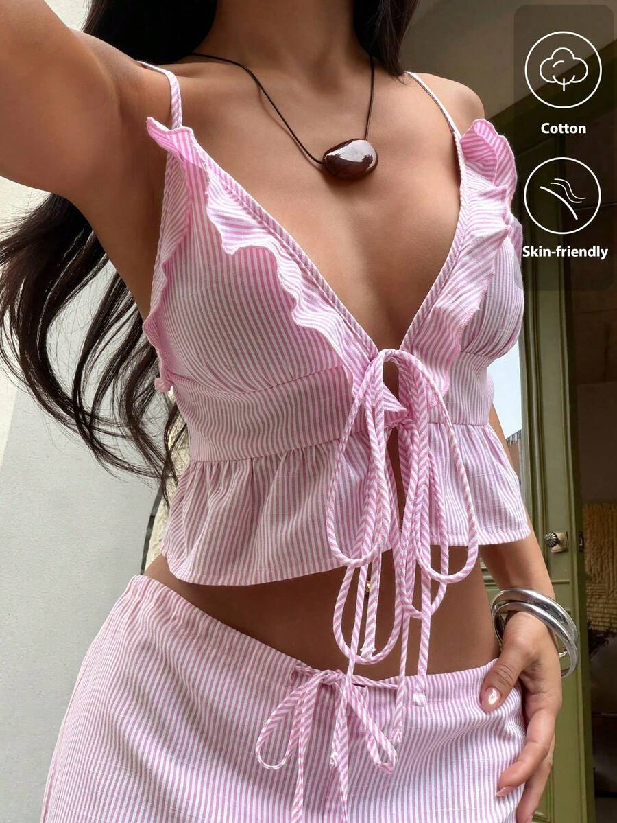 FavEase 女士粉色条纹荷叶边V领无袖开襟系带性感上衣，适合休闲、度假、派对、夏季旅行等场合穿着 - 粉色 - 查看 1