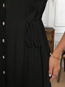 Vestido corto sin mangas con rayas y nudo delantero para mujer, adecuado para vacaciones de verano, ir al trabajo y uso diario - Negro - Ver 6