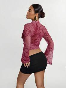 SHEIN ICON Áo kiểu nữ cổ điển chất liệu lưới, chất liệu nhung, cổ khoét, tay loe. - Hồng - Xem 2