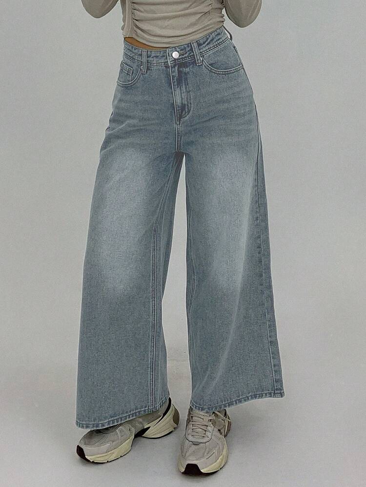 Women's Loose Straight Leg Cropped Jeans