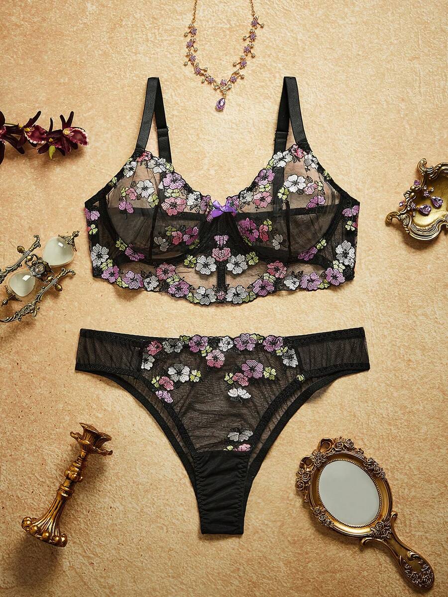 PinupPomp 2pcs Plus Size Women Contrast Color Embroidered Sexy Lingerie Set - Black - View 1