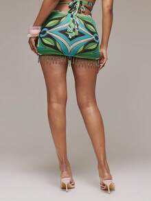 MUSERA Chân váy mini ôm sát eo chéo bằng vải lưới in họa tiết, đính hạt và tua rua, thích hợp cho mùa xuân hè, lễ hội Ibiza, kỳ nghỉ, dễ thương, gợi cảm, phong cách Y2K, đi chơi đêm, câu lạc bộ, nhiệt đới, quyến rũ. - màu xanh lá - Xem 4