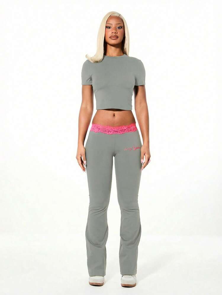 BABYPHAT レース ウエストバンド フレアレギンス ピンクのスカラップトリム 付き ロゴプリント デザイン カジュアル 快適