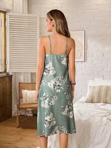 Serenescape Vacation Style Printed Scoop Neck Ruched Camisole Nightgown For Women - Green - View 2