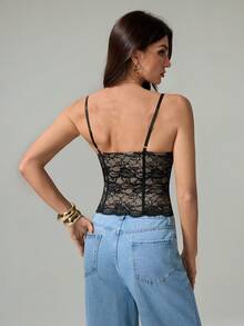 SHEIN Tall 情人节约会情人节服装春夏女式吊带花卉蕾丝边修身吊带背心，休闲度假 - 黑色 - 查看 3