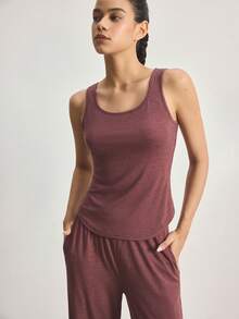 Ocili Minimalist, Comfortable, Casual, Easy Care Women's Sleeveless Top And Soft Pants Pajama Set - Burgundy - View 5