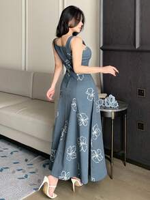 Đầm denim không tay cổ vuông in hoa thanh lịch dành cho nữ, thích hợp cho mùa hè. - Màu xanh lam - Xem 2