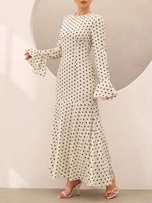 优雅波点高领喇叭袖收腰鱼尾连衣裙 - 黑與白 - 查看 7