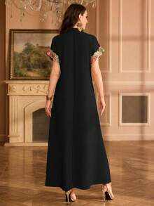 Al Najma Đầm thanh lịch cổ tàu thêu hoa tay raglan - màu đen - Xem 2