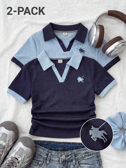 SHEIN Đây là những chiếc áo thun ngắn tay hai màu có thể mặc được, phù hợp cho các bé gái tuổi teen. Áo có kiểu dáng ôm sát với phối màu độc đáo và thiết kế cổ áo hơi mở. Trên ngực áo có họa tiết hình ngựa nhỏ, tạo nên một chiếc áo thun ngắn tay phong cách sinh viên, hoàn hảo để mặc hàng ngày.