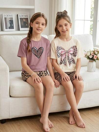 2件套女童时尚可爱舒适休闲爱心豹纹睡衣套装，短袖上衣和短裤