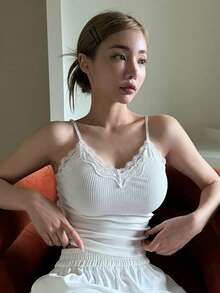 DAZY 纯色蕾丝拼接修身夏季吊带背心 - 白色 - 查看 3