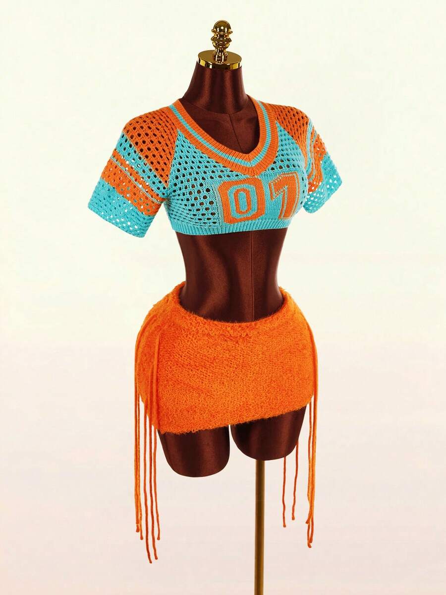 女士时尚镂空露脐钩针短袖针织上衣和系带流苏迷你裙两件套 - 彩色 - 查看 1