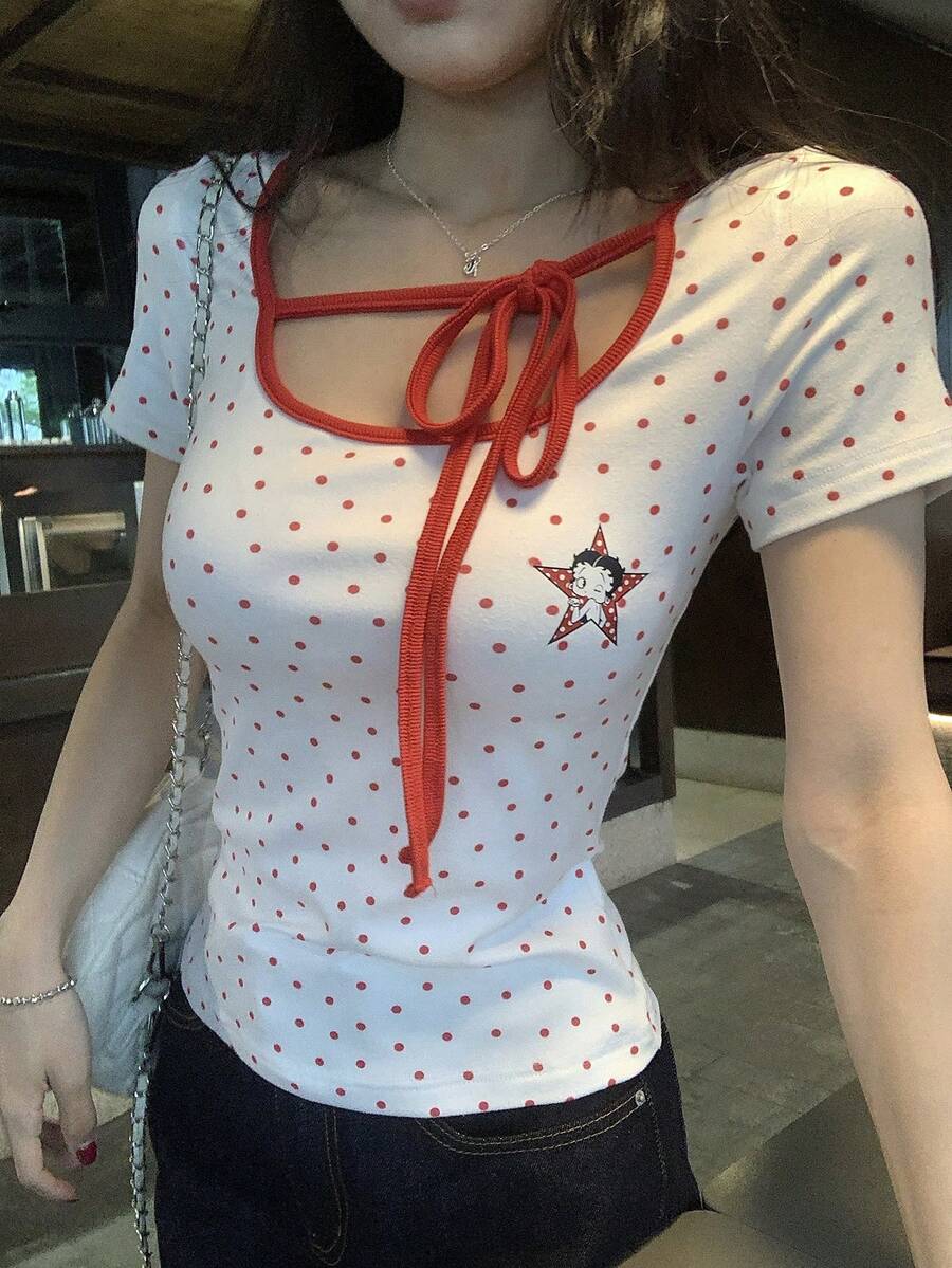 DAZY 女士休闲波点印花饰边前系带短袖T恤，夏季 - 紅色 - 查看 1
