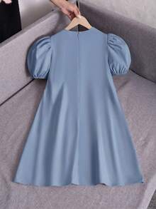 SHEIN 少女纯色拼接条纹蝴蝶结装饰A字连衣裙，适合旅行、度假、乡村风、休闲度假、波西米亚风等场合。 - 藍色 - 查看 6