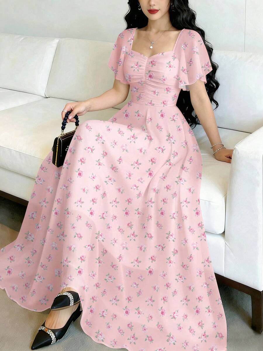 Modelyn Gaun Panjang Elegan dengan Desain Leher Persegi dan Lengan Pendek Berkerut Motif Bunga Rose Ditsy, Cocok untuk Liburan Musim Panas & Pemakaian Sehari-hari - MultiWarna - View 1