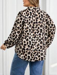 SHEIN CURVE+ 大码女装秋冬休闲宽松舒适V领黑色长袖衬衫，秋季女装，女式衬衫，大码上衣，复古风，黑色上衣，商务休闲女装，办公室女装，W码，教师衬衫，女士秋冬服装，冬季，大码 - 棕色 - 查看 2