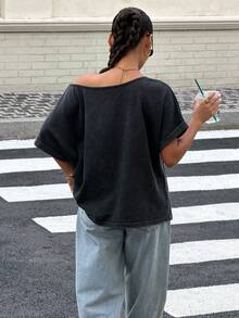 SHEIN Muchic 女士时尚百搭字母刺绣斜肩休闲短袖T恤 - 深灰色 - 查看 2