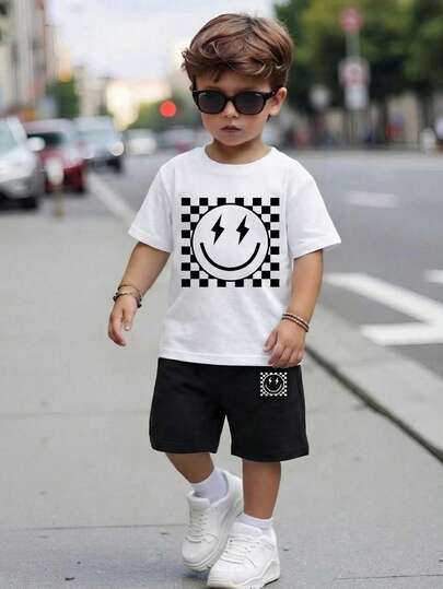 Bộ đồ mùa hè cho bé trai, phong cách tối giản, họa tiết bàn cờ, gồm áo thun ngắn tay và quần short, thích hợp cho kỳ nghỉ và đi làm hàng ngày.