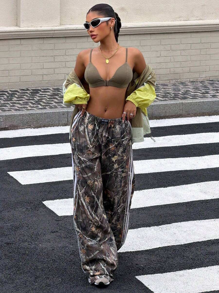 Muchica Women's Dark Green Solid Color Camisole Top And Wide Leg Camo Pants 2 Pieces Set,Summer Streetwear City Break Boho Beach Casual Vacation Outfits - Army Green - View 1