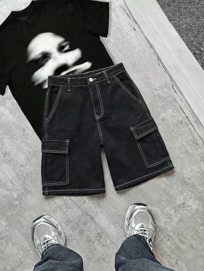 SHEIN Little Byeori 这款青少年男童时尚休闲Y2K复古酷炫工装口袋设计，采用黑白撞色缝线，宽松舒适，适合儿童日常穿着，也适合春夏、夏日派对、音乐节和海滩穿着。