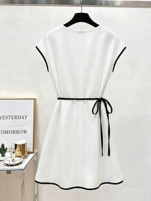 GlowEve Đầm công sở thanh lịch, lãng mạn, tối giản, cổ tròn, phối màu tương phản, thắt eo, dành cho nữ. - Đen và trắng - Xem 2