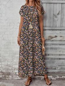 Plus Size Ditsy Floral Round Neck Casual Short Sleeve Dress - Multicolor - View 1