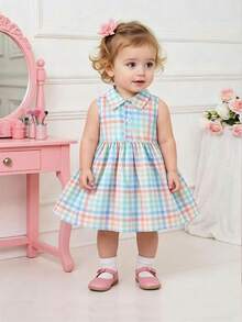 SHEIN Vintaside Kids 女婴可爱无袖彩色格子Polo领连衣裙，适合夏季休闲外出和户外玩耍 - 藍色 - 查看 3