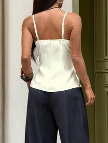 FavEase Áo camisole mùa hè màu trơn dành cho nữ, kiểu dáng ôm sát, có nơ ren trang trí. - Màu be - Xem 2