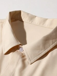 Manfinity Homme Herren Geometrisches Muster Knopfleiste Kurzarm Hemd und Shorts Freizeitanzug - Khaki - Übersicht 4