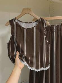 SHEIN Frenchy 2 piezas Conjunto de camisa y pantalones con patrón de rayas asimétrico casual, adecuado para vacaciones de primavera/verano - Multicolor - Ver 3