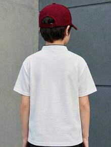 SHEIN 兒童青少年男孩白色休閒夏季開學季百搭立領半拉鍊寬鬆套頭 Polo 衫，Y2K 上衣，基礎 T-shirt，春季 - 白色 - 查看 4